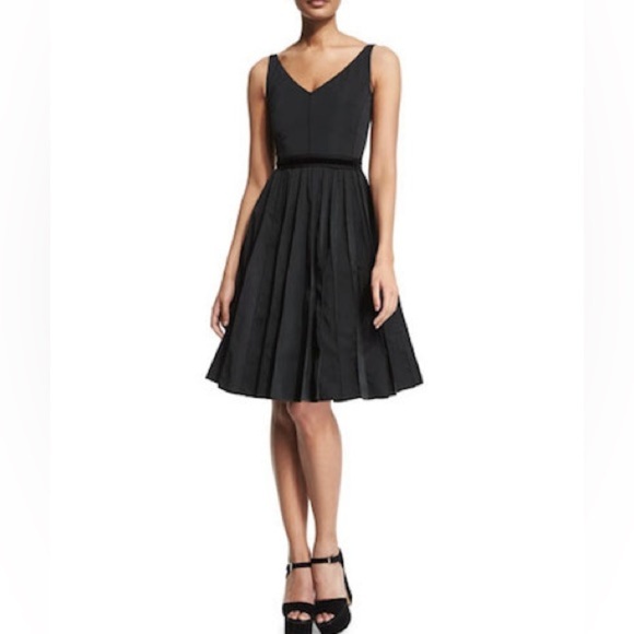 Marc Jacob's black cocktail dress Sz 8 - Picture 1 of 4